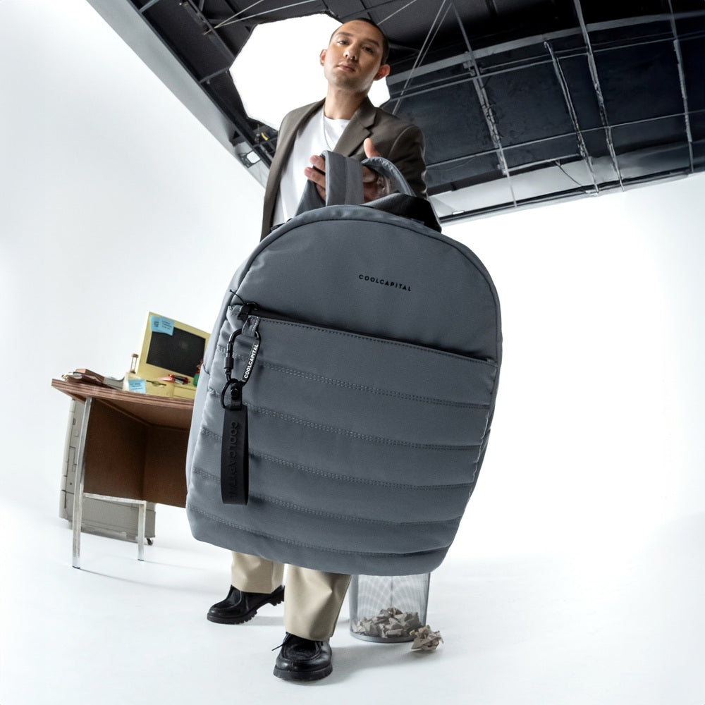 MOCHILA SORA Laptop 15" Cool Capital Gris